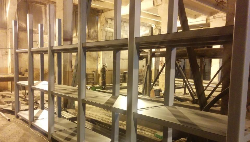 Тяжелый стеллаж